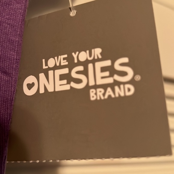 ONESIES Mom is Stylist Pant Set 😊 - Picture 5 of 8